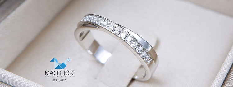 Elegant CZ cubic zirconia sterling silver rings for women by Madduckjewels, แหวนผู้หญิงเงินแท้ CZ จาก Madduck
