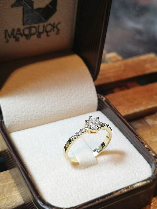 MadDuckJewels 18K Yellow Gold (75%) Engagement & Wedding Ring – CZ / Moissanite / Lab-Grown Diamond – Nickel-Free – RG1530-Y18
