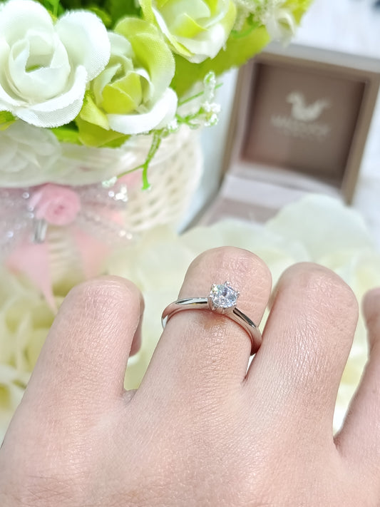 MadDuckJewels Sterling Silver 925 Engagement & Wedding Ring – CZ / Moissanite / Lab-Grown Diamond – Rhodium Plated, Nickel-Free – RG1544