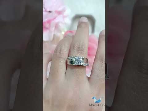 0.66 Cts Cubic Zirconia / Sterling Silver 925 Ring / Rhodium plated Nickel-Free / MadDuckJewels RG1559