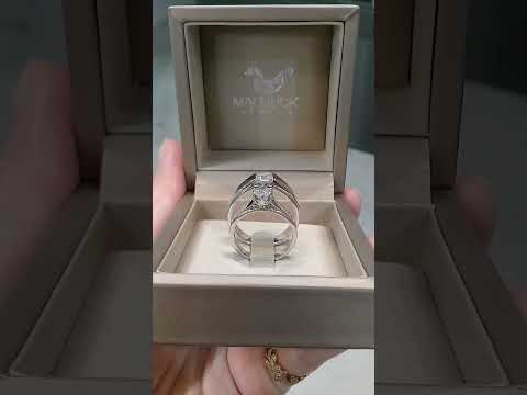 Cubiz Zirconia Sterling Silver 925 couple Rings with Rhodium plated / RG1807-RG1526