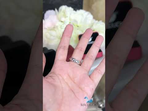 Madduckjewels แหวนเงินแท้ เพชร CZ ชุบโรเดียม RG1456 แหวนกว้าง 5.5mm