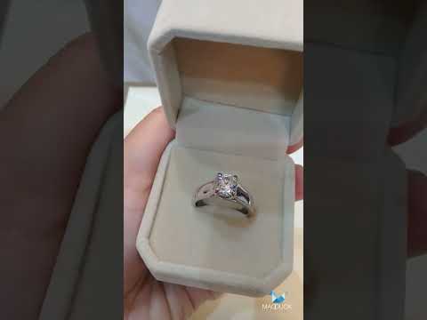 Classic Solitaire Ring, Engagement Ring, Wedding Ring, Anniversary Ring, Cubic Zirconia Ring, Statement Ring, Gift for her, Stering silver RG1425