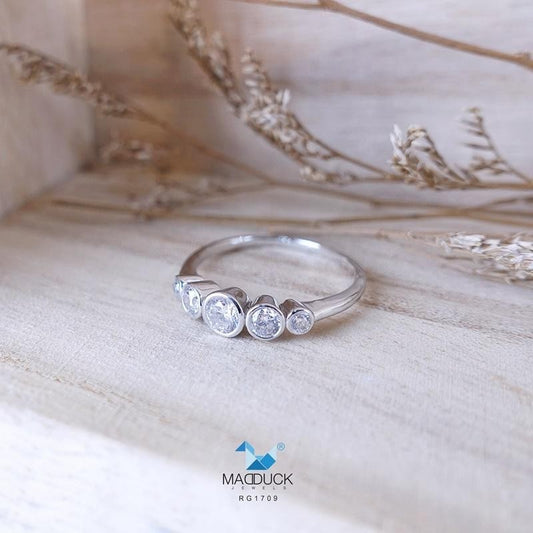 Women's ring – CZ in 925 silver by Madduck Jewels