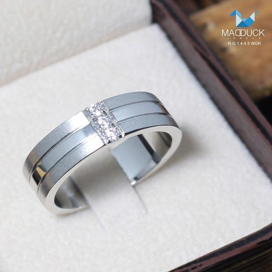 Men's ring – CZ in 925 silver by Madduck Jewels