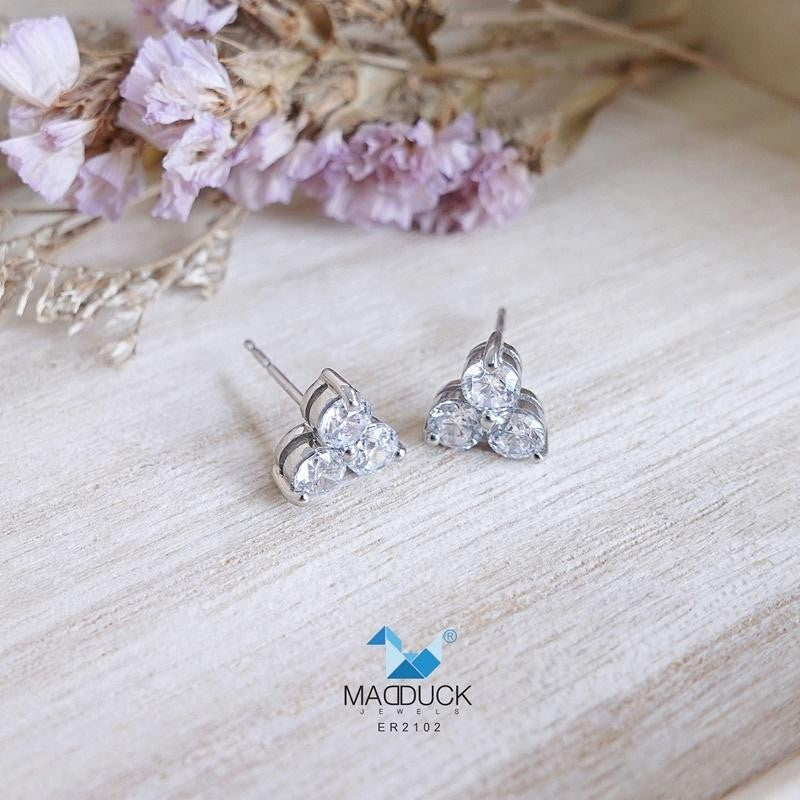 Minimalist CZ Stud Earrings in 925 Silver – Triangle Design