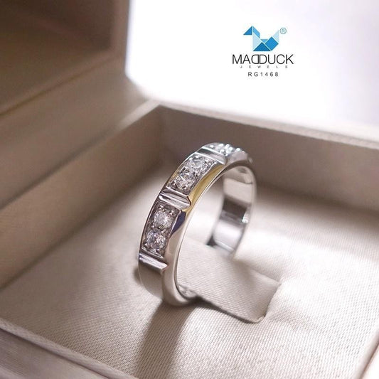 Women's ring – CZ in 925 silver by Madduck Jewels