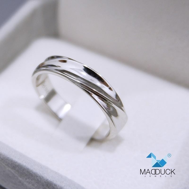 Unisex / male / female ring – CZ in 925 silver by Madduck Jewels