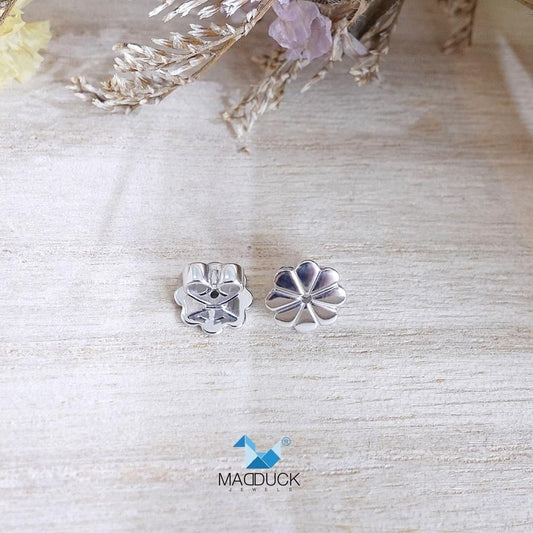 Minimalist CZ Stud Earrings in 925 Silver – Triangle Design