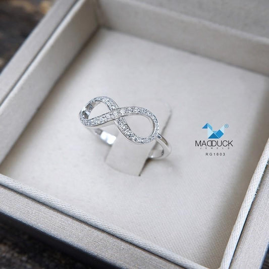 Women's ring – CZ in 925 silver by Madduck Jewels