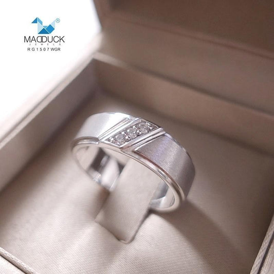 Men's ring – CZ in 925 silver by Madduck Jewels