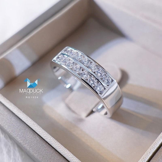 Unisex / male / female ring – CZ in 925 silver by Madduck Jewels