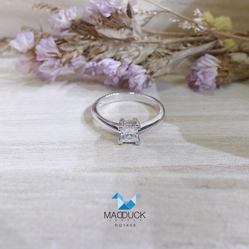 Women's ring – CZ in 925 silver by Madduck Jewels