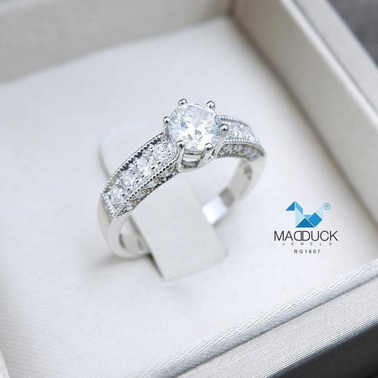 Women's ring – CZ in 925 silver by Madduck Jewels