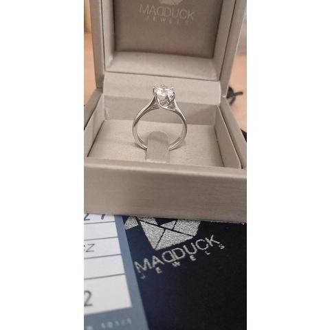 Women's ring – CZ in 925 silver by Madduck Jewels