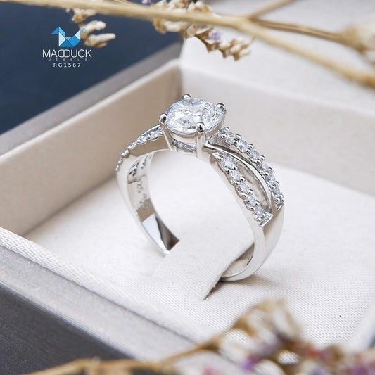 Women's ring – CZ in 925 silver by Madduck Jewels