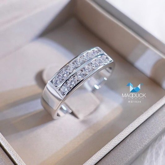 Unisex / male / female ring – CZ in 925 silver by Madduck Jewels