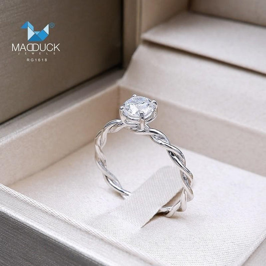 Women's ring – CZ in 925 silver by Madduck Jewels