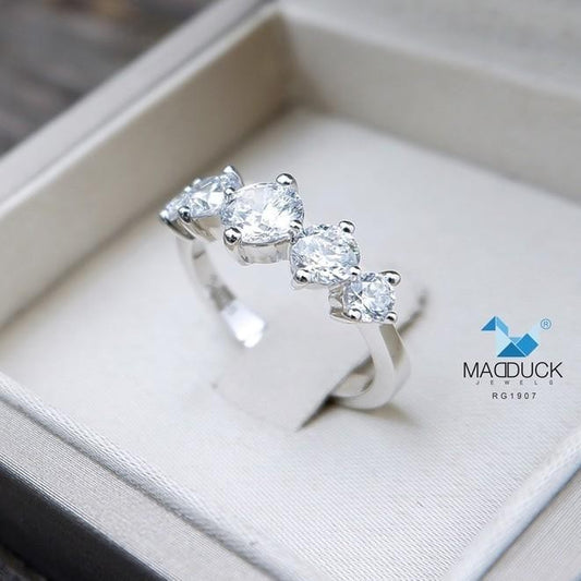 Women's ring – CZ in 925 silver by Madduck Jewels