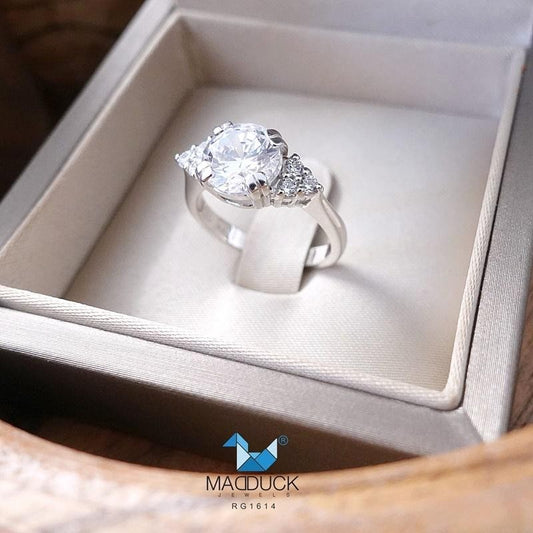 Women's ring – CZ in 925 silver by Madduck Jewels