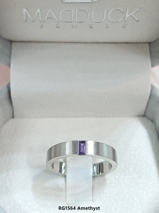 Madduckjewels | Natural Amethyst Ring | Matte Band | 925 Sterling Silver Rhodium-plated | RG1564wgr-am