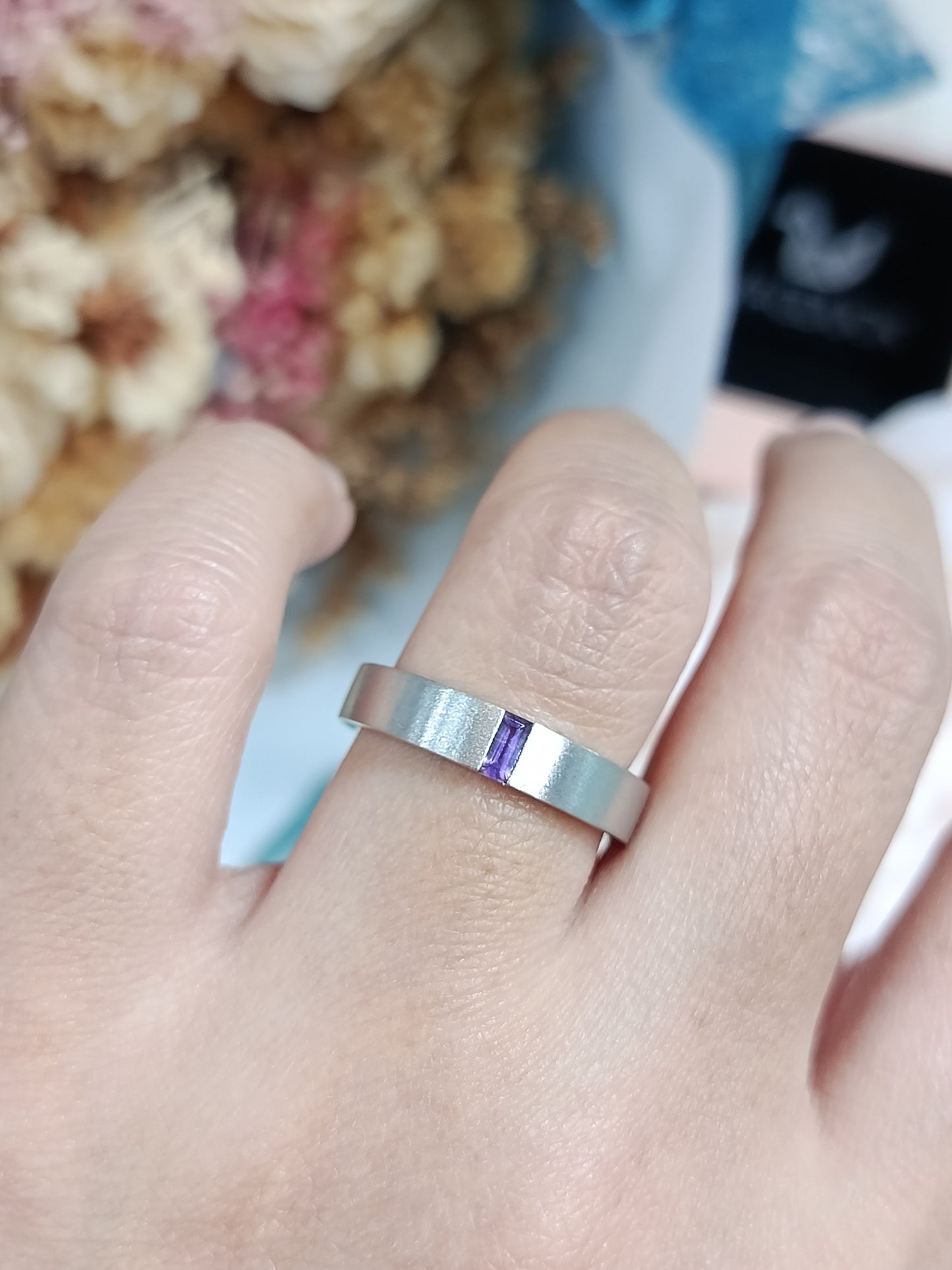 Madduckjewels | Natural Amethyst Ring | Matte Band | 925 Sterling Silver Rhodium-plated | RG1564wgr-am