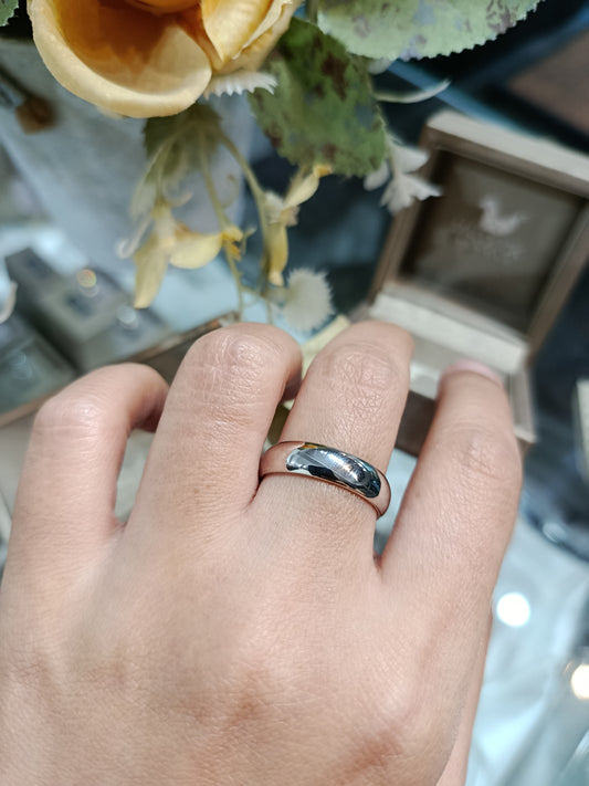 MadDuckJewels 9K White Gold (37.5%) Wedding Ring – Plain Band 5 mm – Rhodium Plated, Nickel-Free – RG1405-W09