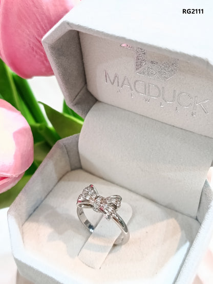 MadDuckJewels Sterling Silver 925 Engagement & Wedding Ring – CZ / Moissanite / Lab-Grown Diamond – Rhodium Plated, Nickel-Free – RG2111