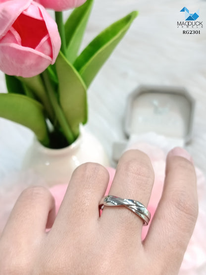 Sterling Silver 925 Ring / Rhodium plated Nickel-Free / MadDuckJewels RG2301