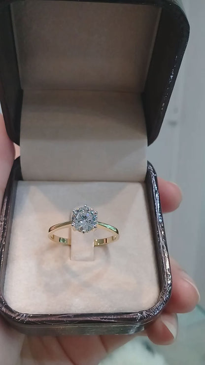 MadDuckJewels 18K Yellow Gold (75%) Engagement & Wedding Ring – CZ / Moissanite / Lab-Grown Diamond – Nickel-Free – RG1416-Y18