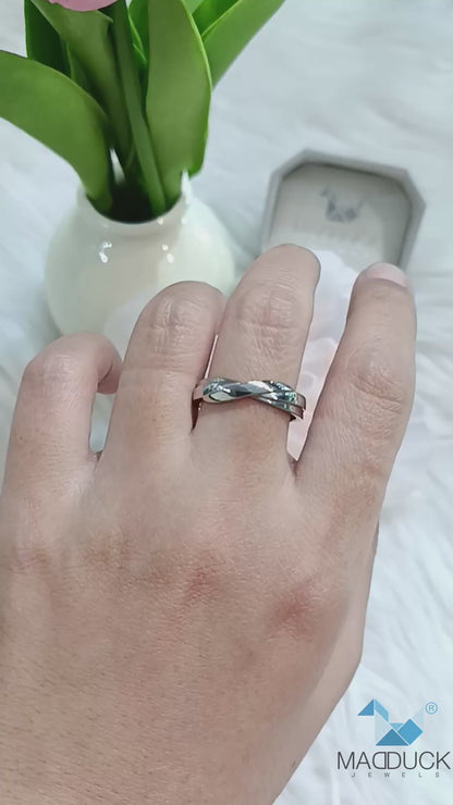 Sterling Silver 925 Ring / Rhodium plated Nickel-Free / MadDuckJewels RG2301