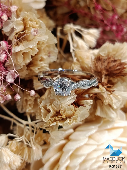 MadDuckJewels Sterling Silver 925 Engagement & Wedding Ring – CZ / Moissanite / Lab-Grown Diamond – Rhodium Plated, Nickel-Free – RG1606