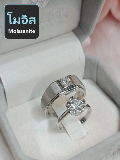 Moissanite Couple Ring Set – MadDuckJewels Sterling Silver 925 – His & Hers Engagement & Wedding Rings – Rhodium Plated, Nickel-Free – RG1826WGR-RG1703