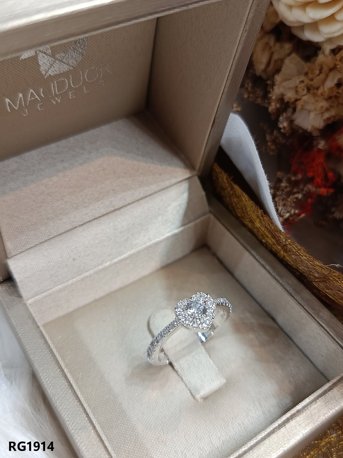 Madduckjewels | CZ Cushion Halo Ring | 925 Sterling Silver Rhodium-plated | RG1914