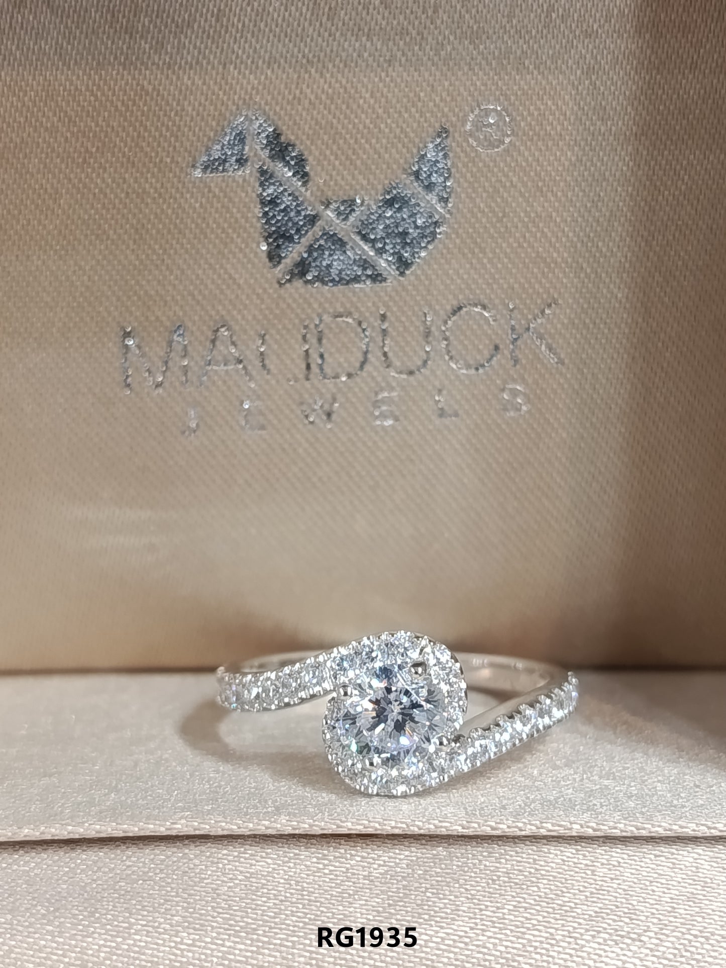 Madduckjewels | CZ Halo Bypass Engagement Ring | 925 Sterling Silver Rhodium-plated | RG1935