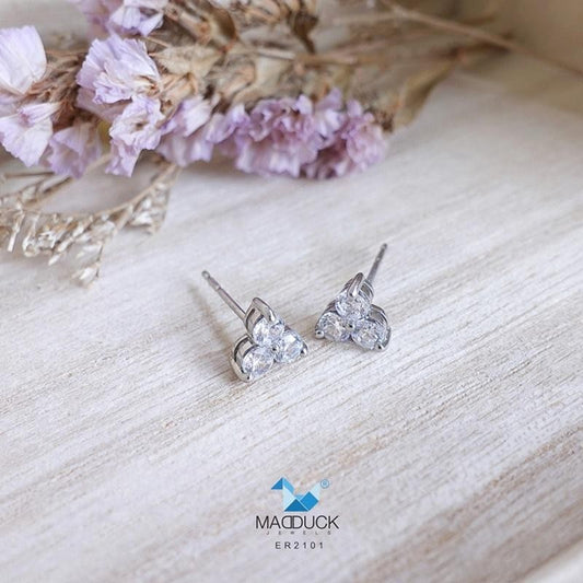 Minimalist CZ Stud Earrings in 925 Silver – Triangle Design
