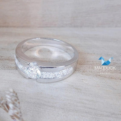 Unisex / male / female ring – CZ in 925 silver by Madduck Jewels