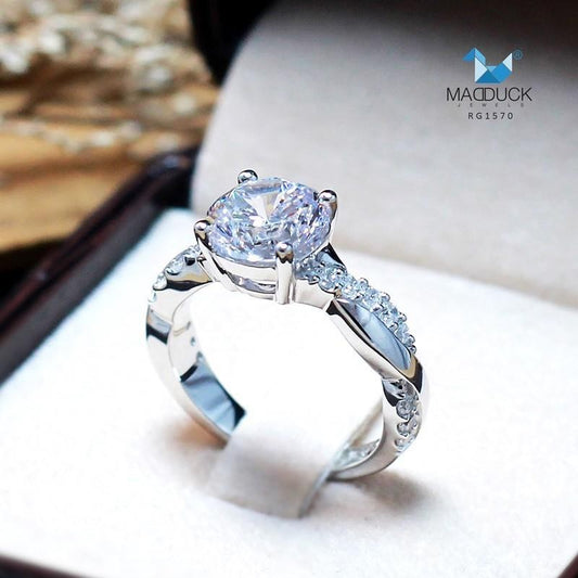 Women's ring – CZ in 925 silver by Madduck Jewels