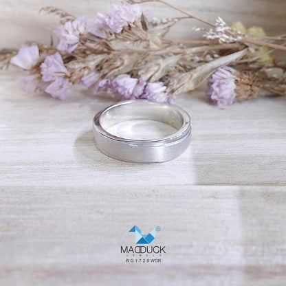 Unisex / male / female ring – CZ in 925 silver by Madduck Jewels