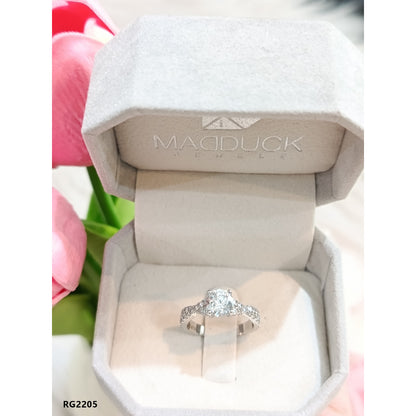 MadDuckJewels Sterling Silver 925 Engagement & Wedding Ring – CZ / Moissanite / Lab-Grown Diamond – Rhodium Plated, Nickel-Free – RG2205