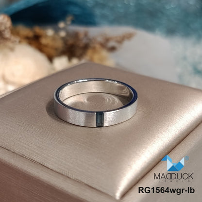 Madduckjewels | Natural London Blue Topaz Ring | Matte Band | 925 Sterling Silver Rhodium-plated | RG1564wgr-lb