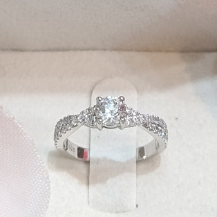 MadDuckJewels Sterling Silver 925 Engagement & Wedding Ring – CZ / Moissanite / Lab-Grown Diamond – Rhodium Plated, Nickel-Free – RG2204